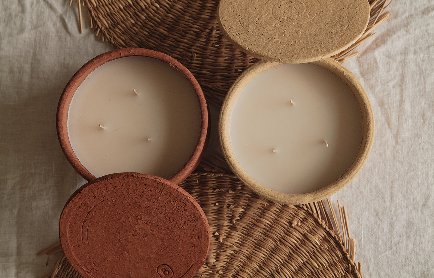Barro Outdoor Dinner Candle with lid - no fragrance