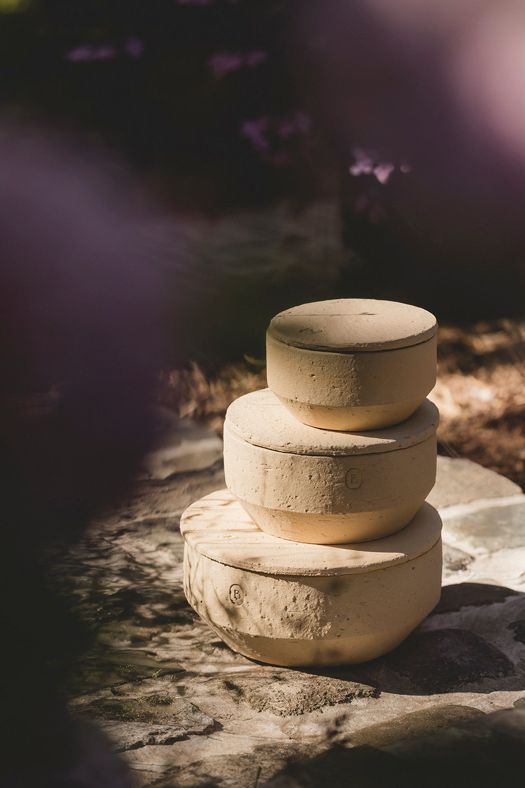 NEW - Barro Indoor Scented Candle with lid