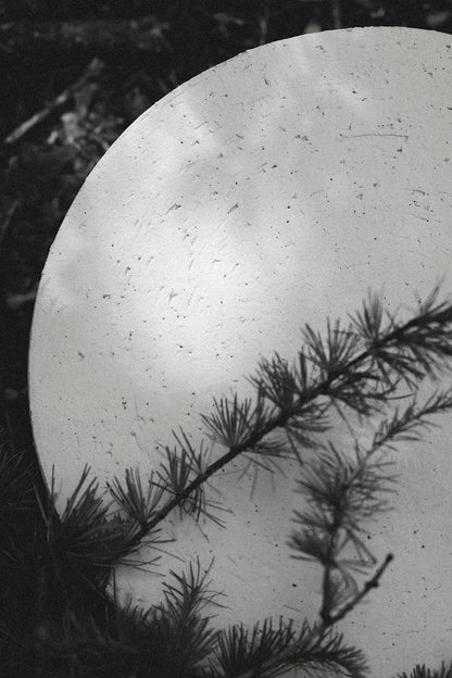 NEW - Barro Indoor Scented Candle with lid