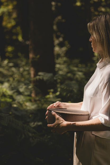 NEW - Barro Indoor Scented Candle with lid