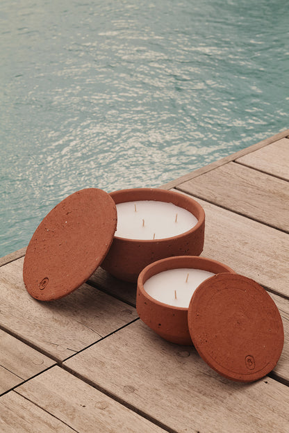 Barro Outdoor Dinner Candle with lid - no fragrance